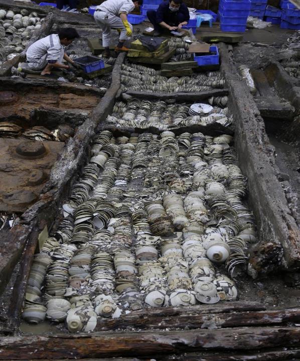 南海1号沉船出水瓷器1.jpg
